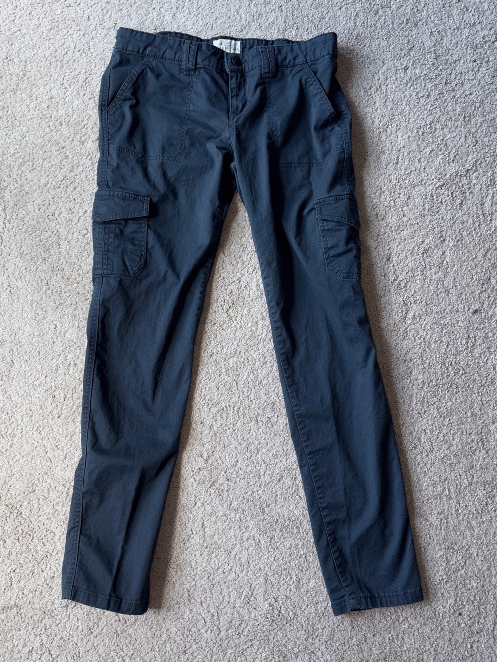 Women’s Aeropostale Navy Skinny Cargo Pants Size: 11/12